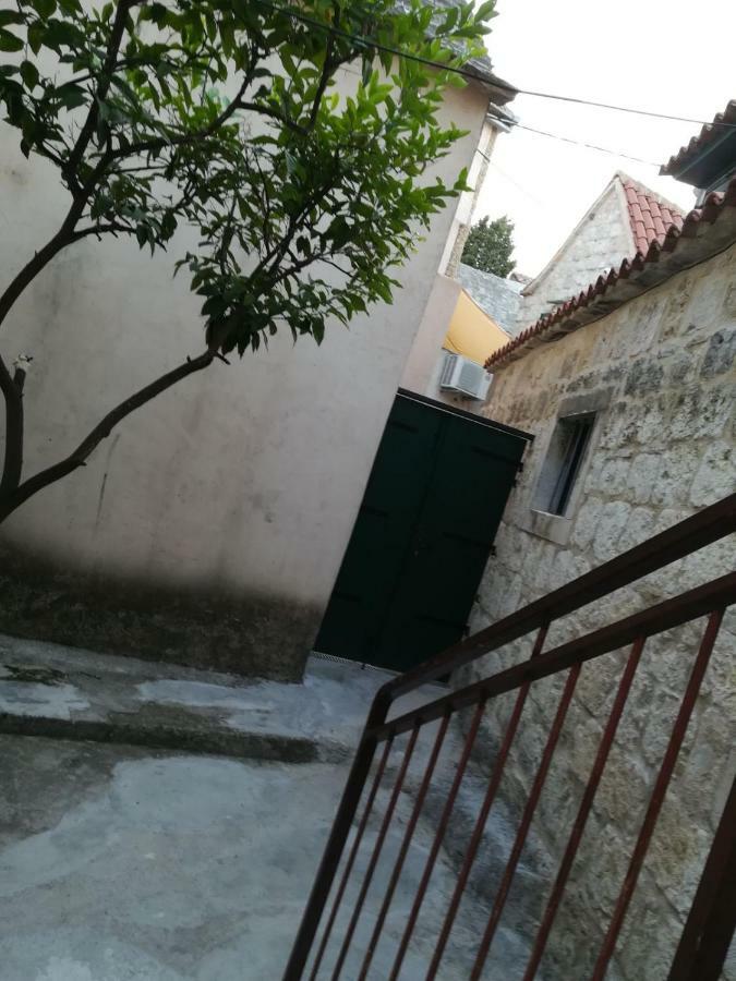 Maroza Apartment Split Exterior photo